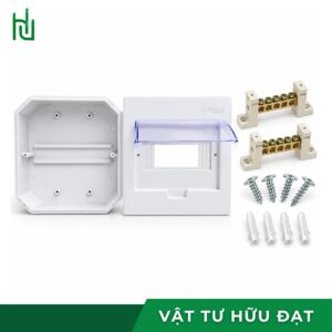Bên trong tủ điện âm tường TĐAT 8F với ray gài 8 module và hai thanh cầu đấu