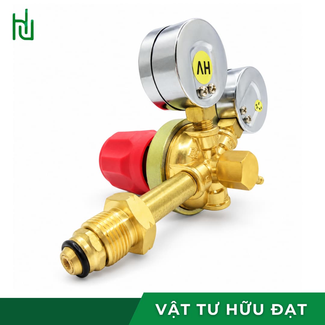 Mặt đồng hồ ra 2,5 kg/cm² và núm vặn chỉnh áp trên ZR-86