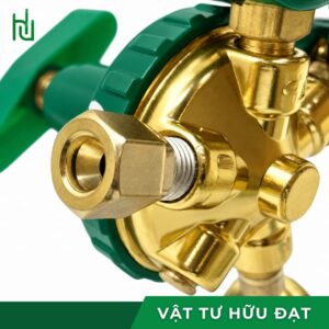 Mặt đồng hồ cổng ra thang 25 kg/cm² và núm vặn chỉnh áp của YR-76